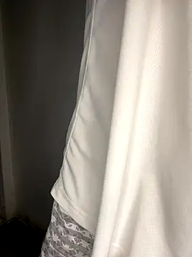 Snapshot of Hamza-Maroki chatting on November 23, 2025, 9:36 pm Hamza-Maroki online show from November 23, 2025, 9:36 pm