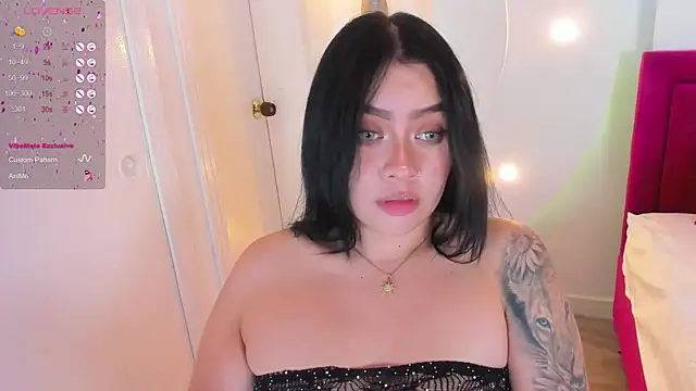 isolari  online show from February 3, 2025, 2:55 pm