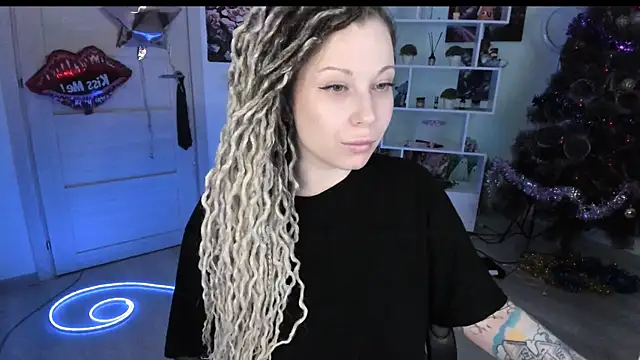 HoneySallyMoore online show from January 11, 2026, 3:06 pm