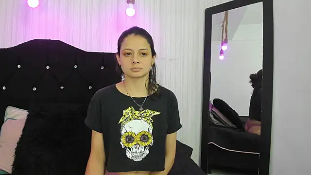 nicky angel1 online show from February 27, 2025, 9:47 pm