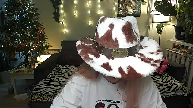 Alexa Pirs online show from January 7, 2026, 2:30 pm