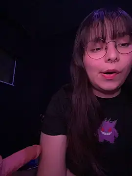 Solo yoss online show from April 15, 2026, 6:31 am