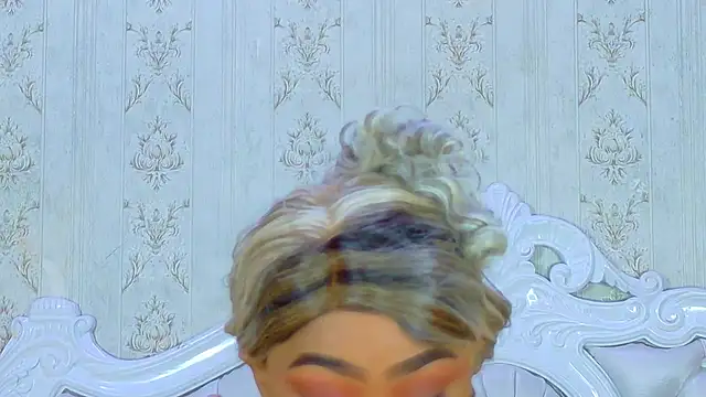 TianahGlow online show from October 2, 2025, 8:49 pm