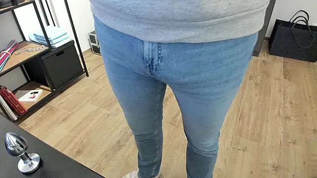 molicaremolicare online show from February 11, 2026, 5:29 pm