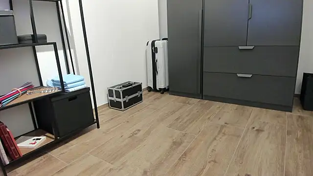 molicaremolicare online show from February 12, 2026, 5:35 am