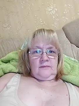 Violet5364 online show from December 15, 2025, 8:57 pm