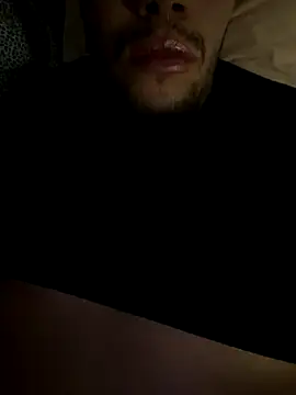 yaxxx03 online show from October 8, 2025, 7:11 pm