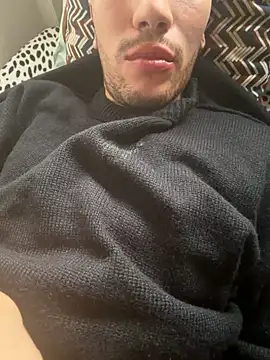 yaxxx03 online show from November 30, 2025, 1:04 pm