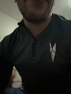 yaxxx03 online show from December 15, 2025, 7:18 pm