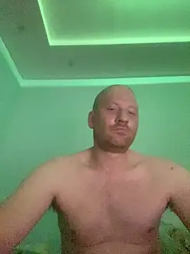 Krzysiekg123 online show from February 13, 2026, 9:11 pm