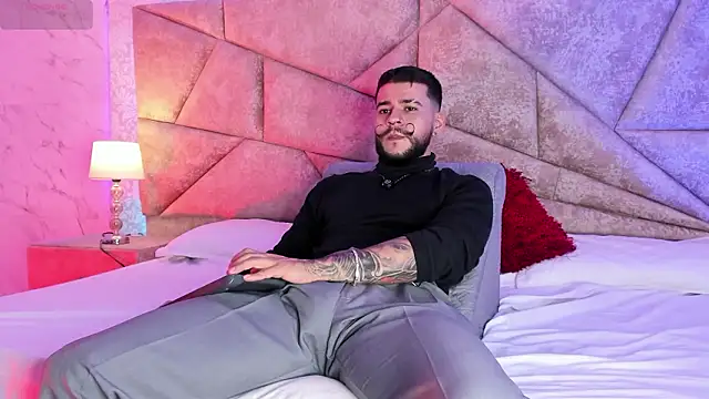 Snapshot of DickGriffith_ chatting on February 22, 2026, 10:25 am DickGriffith online show from February 22, 2026, 10:25 am