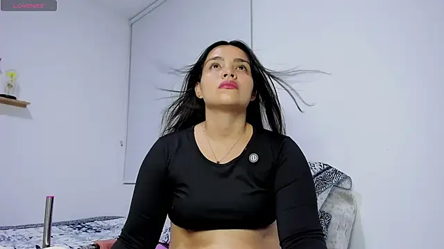 Snapshot of sarita_bigbooty_ chatting on February 15, 2026, 12:07 am sarita bigbooty online show from February 15, 2026, 12:07 am