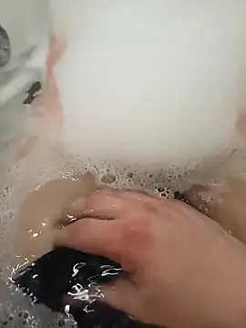 flo000031 online show from February 23, 2026, 12:24 pm