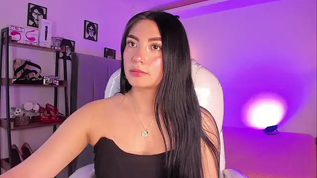 Miller Vanessa  online show from September 12, 2025, 8:31 pm