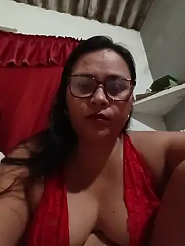 Snapshot of promiscuous-indecent-momm chatting on January 18, 2026, 2:48 am promiscuous-indecent-momm online show from January 18, 2026, 2:48 am