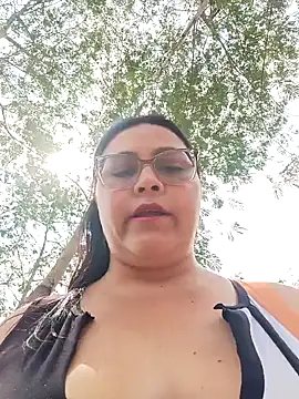 Snapshot of promiscuous-indecent-momm chatting on February 14, 2026, 3:09 pm promiscuous-indecent-momm online show from February 14, 2026, 3:09 pm