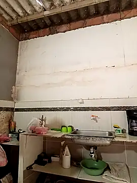 Snapshot of promiscuous-indecent-momm chatting on February 15, 2026, 2:25 pm promiscuous-indecent-momm online show from February 15, 2026, 2:25 pm