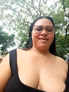 Snapshot of promiscuous-indecent-momm chatting on March 8, 2026, 6:12 pm promiscuous-indecent-momm online show from March 8, 2026, 6:12 pm