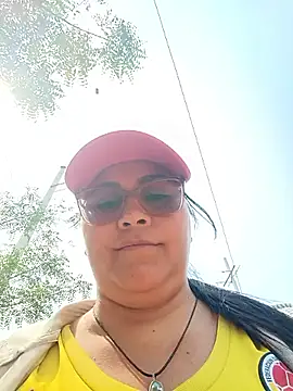 Snapshot of promiscuous-indecent-momm chatting on March 26, 2026, 2:55 pm promiscuous-indecent-momm online show from March 26, 2026, 2:55 pm