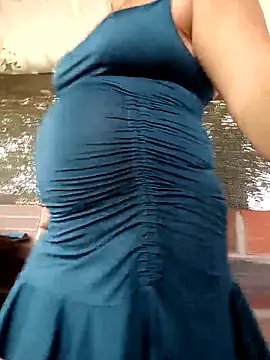 Snapshot of promiscuous-indecent-momm chatting on April 9, 2026, 1:49 pm promiscuous-indecent-momm online show from April 9, 2026, 1:49 pm