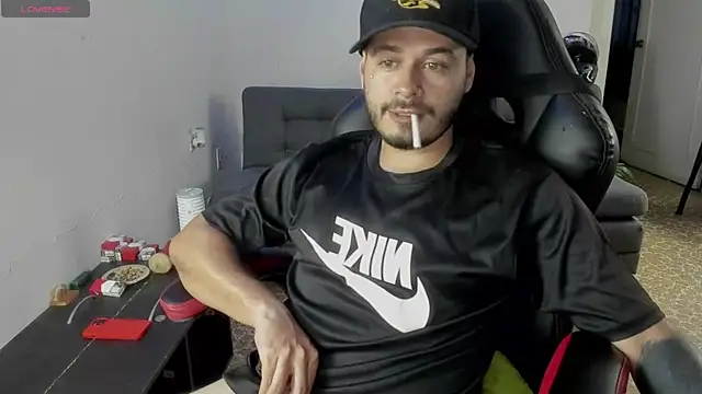 ragnar lothbrok777 online show from November 5, 2025, 9:26 pm