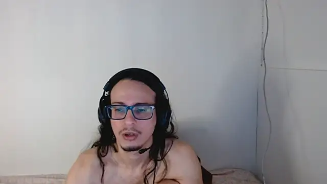 cholitohermoso online show from October 24, 2025, 2:57 pm