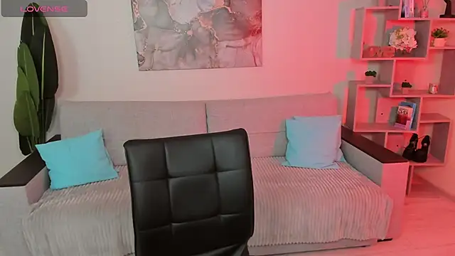 GabriellaMays online show from February 10, 2026, 5:11 am