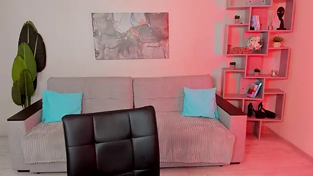 GabriellaMays online show from April 17, 2026, 5:10 am