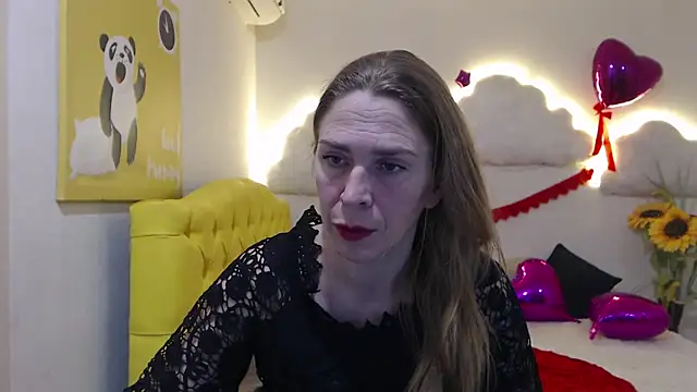 TessaDaybreak online show from March 3, 2025, 1:31 pm