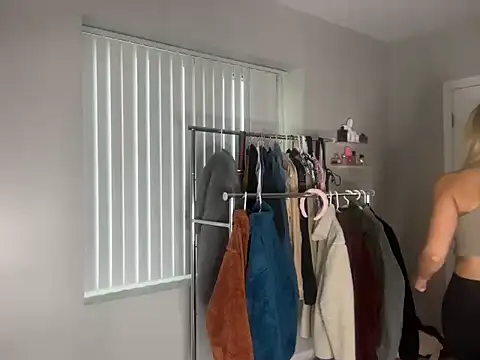 meggsworld online show from October 29, 2025, 2:19 pm