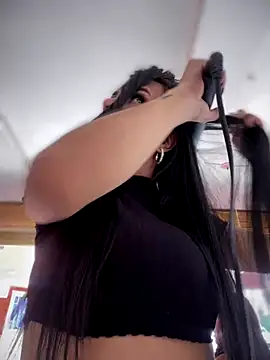 Snapshot of Naatalia chatting on October 24, 2025, 5:20 pm Naatalia online show from October 24, 2025, 5:20 pm