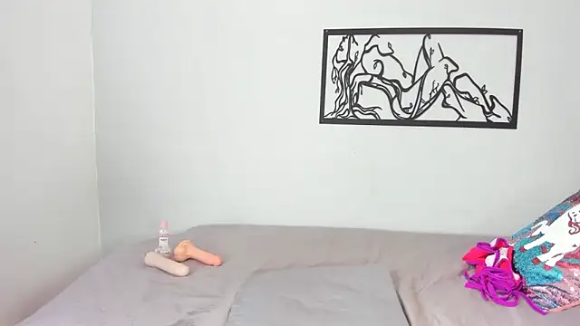 Snapshot of karina-lopez chatting on October 17, 2025, 2:30 pm karina-lopez online show from October 17, 2025, 2:30 pm