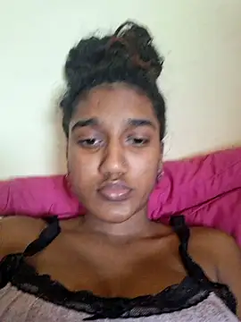 Snapshot of indianpink_lips chatting on September 28, 2025, 2:44 pm indianpink lips online show from September 28, 2025, 2:44 pm