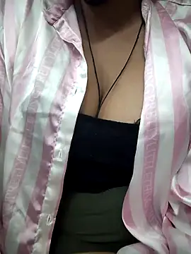 Snapshot of PPP_25 chatting on November 8, 2025, 6:29 pm PPP 25 online show from November 8, 2025, 6:29 pm