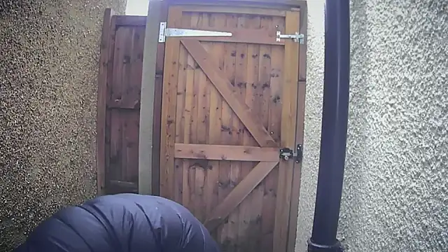 Snapshot of eatmypie69 chatting on February 6, 2026, 11:35 am eatmypie69 online show from February 6, 2026, 11:35 am