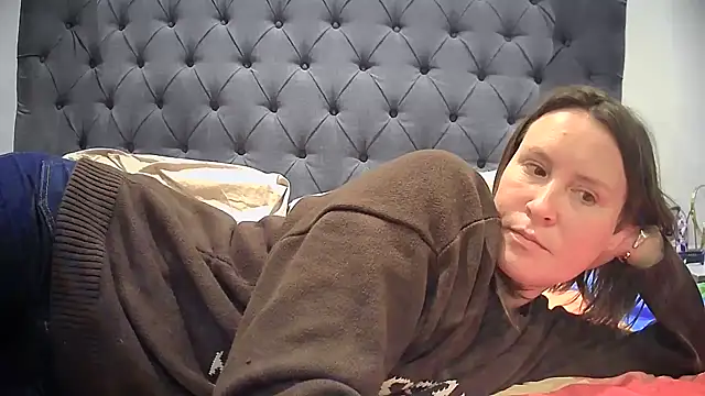 Snapshot of eatmypie69 chatting on February 22, 2026, 7:23 pm eatmypie69 online show from February 22, 2026, 7:23 pm