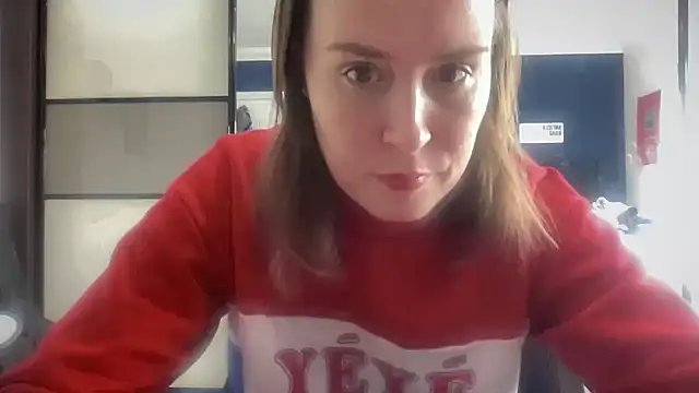 Snapshot of eatmypie69 chatting on February 23, 2026, 9:50 am eatmypie69 online show from February 23, 2026, 9:50 am