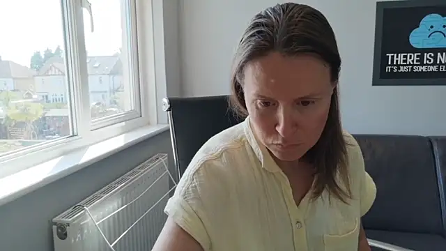 eatmypie69 online show from May 28, 2026, 9:17 am