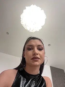 Snapshot of VanessaOssry chatting on February 23, 2026, 6:49 pm VanessaOssry online show from February 23, 2026, 6:49 pm