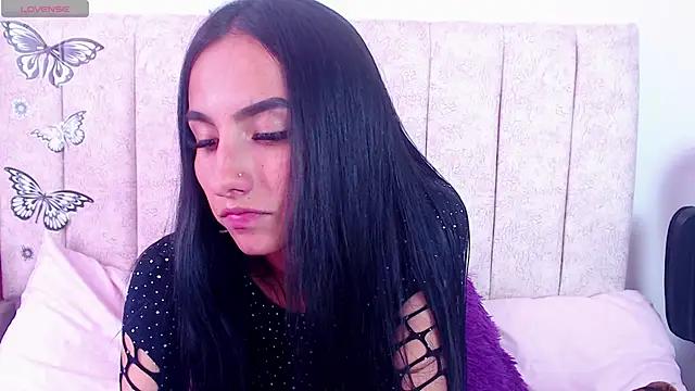 Snapshot of Skinny_doll__ chatting on March 4, 2025, 5:34 pm Skinny doll online show from March 4, 2025, 5:34 pm