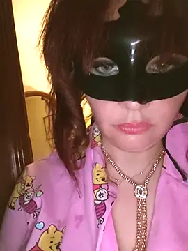 Loly2025 online show from June 5, 2026, 1:34 am