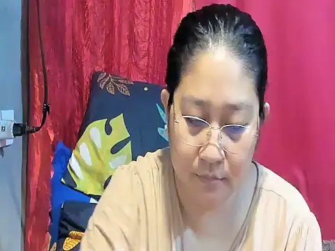 hotchubby88 online show from April 3, 2026, 11:36 pm