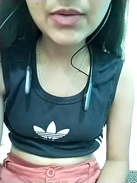 Snapshot of Aaradhna-hoy chatting on March 8, 2025, 8:11 am Aaradhna-hoy online show from March 8, 2025, 8:11 am