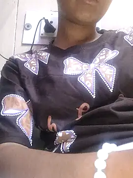 Snapshot of Aaradhna-hoy chatting on September 10, 2025, 10:26 am Aaradhna-hoy online show from September 10, 2025, 10:26 am