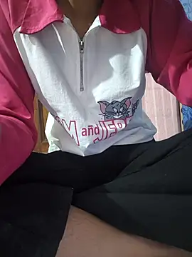 Snapshot of Aaradhna-hoy chatting on October 30, 2025, 9:33 am Aaradhna-hoy online show from October 30, 2025, 9:33 am