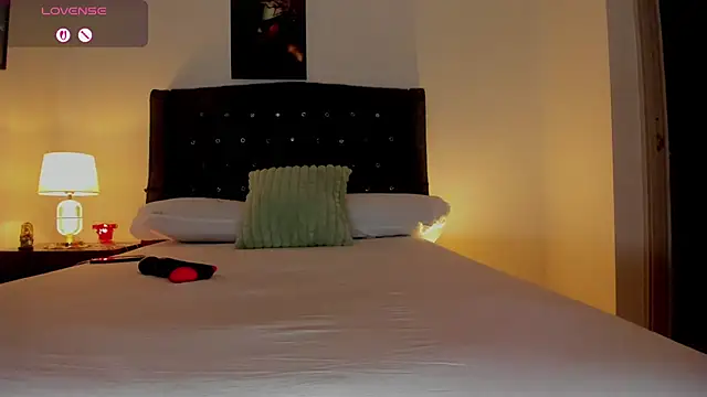 Skay Hot online show from October 1, 2025, 6:36 pm