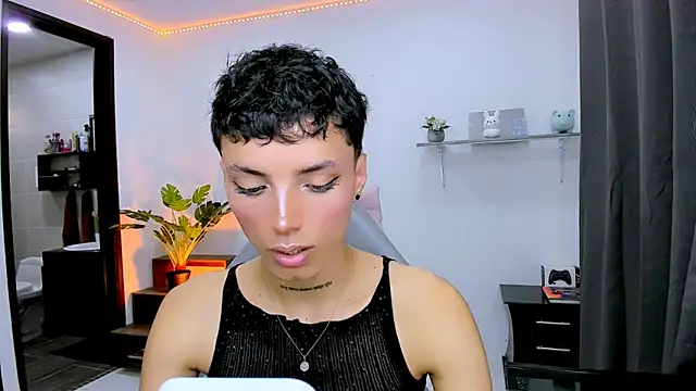 Snapshot of nilam_valker chatting on September 20, 2025, 5:58 pm nilam valker online show from September 20, 2025, 5:58 pm