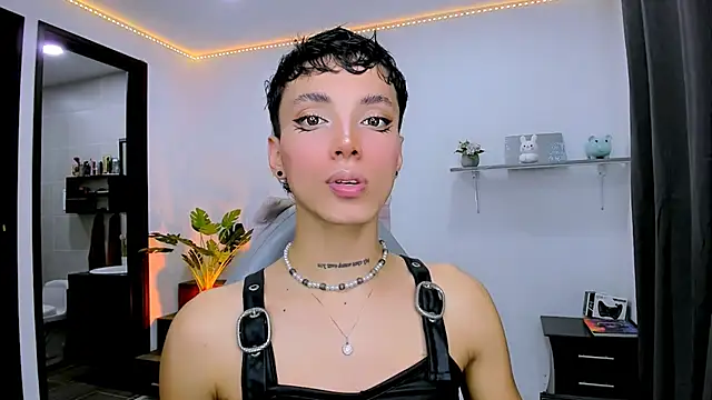 Snapshot of nilam_valker chatting on October 2, 2025, 11:01 pm nilam valker online show from October 2, 2025, 11:01 pm