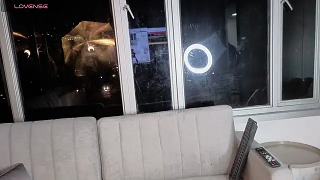 Snapshot of Ivanna_West chatting on March 19, 2026, 9:57 am Ivanna West online show from March 19, 2026, 9:57 am