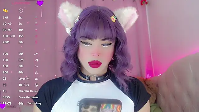 Snapshot of BabyNaomi2 chatting on February 19, 2025, 11:25 pm BabyNaomi2 online show from February 19, 2025, 11:25 pm